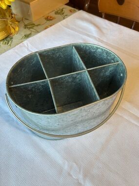 Galvanized Metal Six-Compartment Caddy - Silver